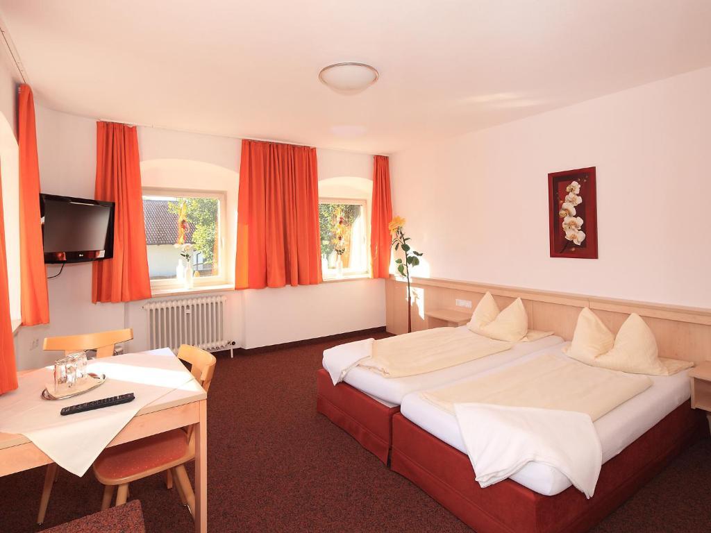 Gasthof Roessle Rieden Rum bild